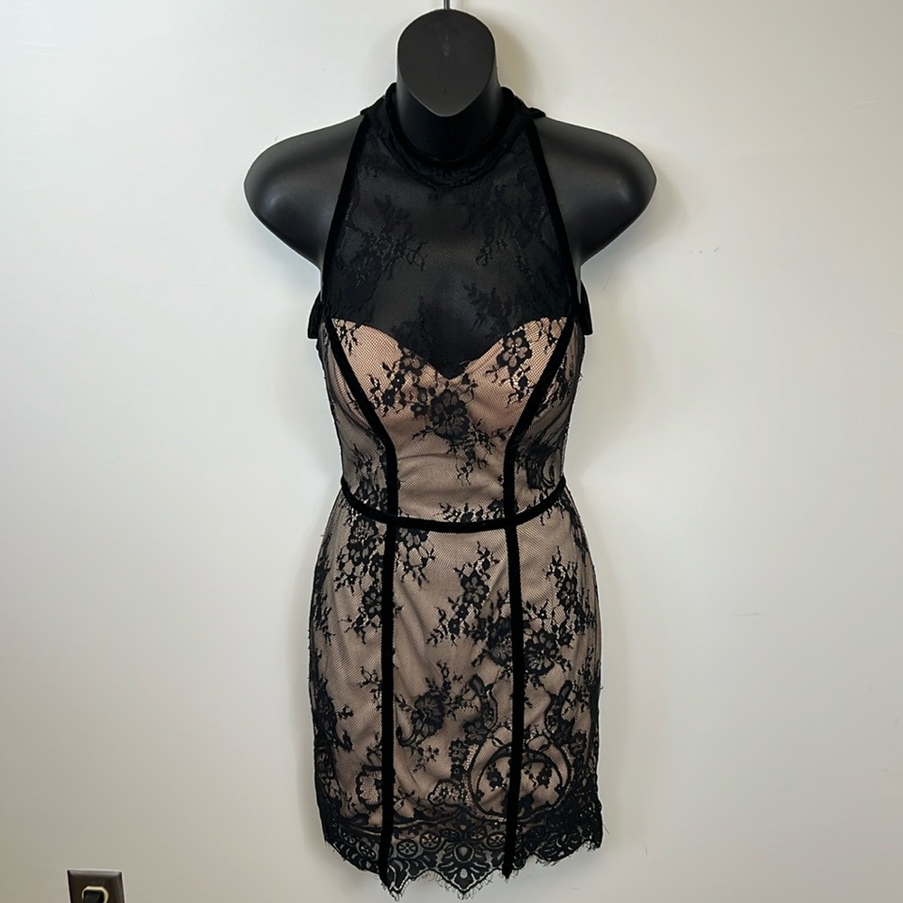 Hannah S Women's Black Nude Lace Cocktail Bodycon Halter neckline Dress Size 2